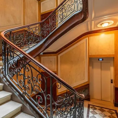 Apartment Lafayette - Elegant Near Opera Paris